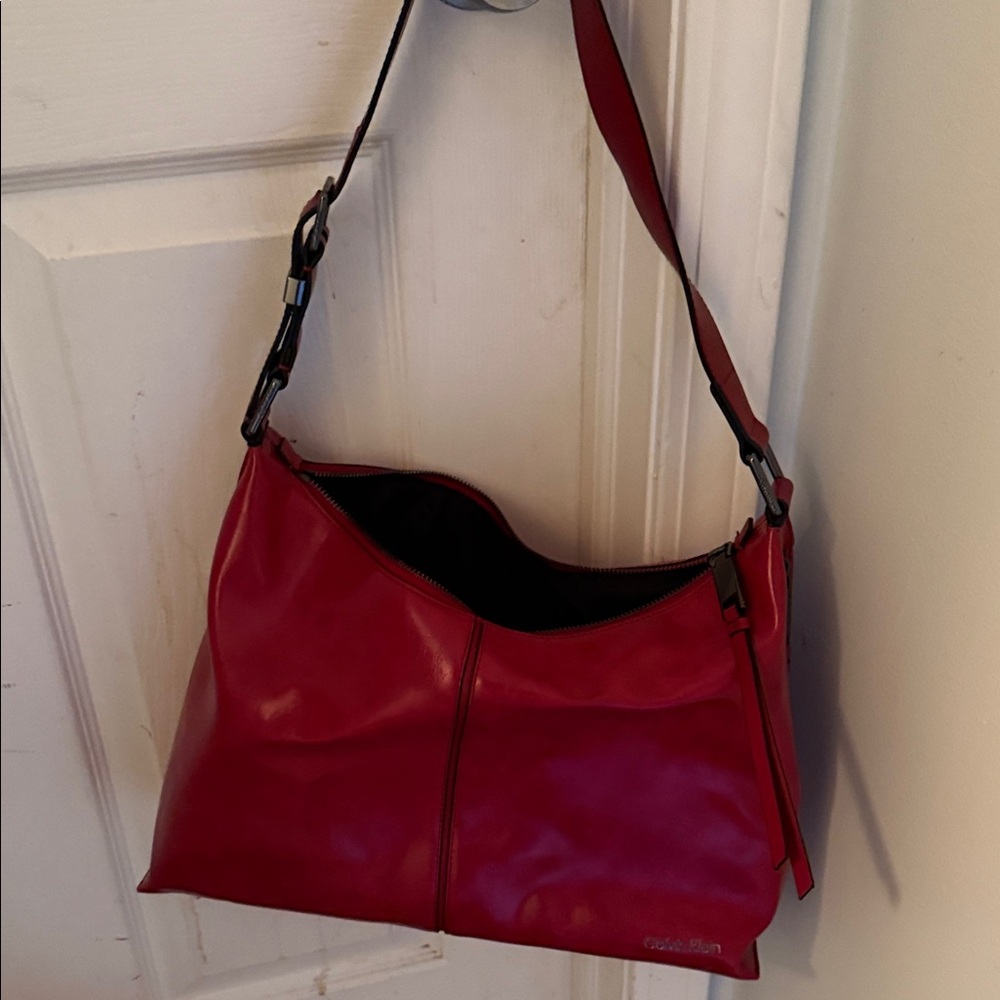 Calvin Klein Top Zio Hobo Ruby Red Bag **NEW NEVER USED** - Picture 2 of 7